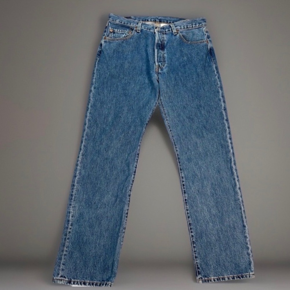 Vintage Levi's 501 XX Classic Mens Blue Jeans 34W Straight Leg Zip Denim Pants